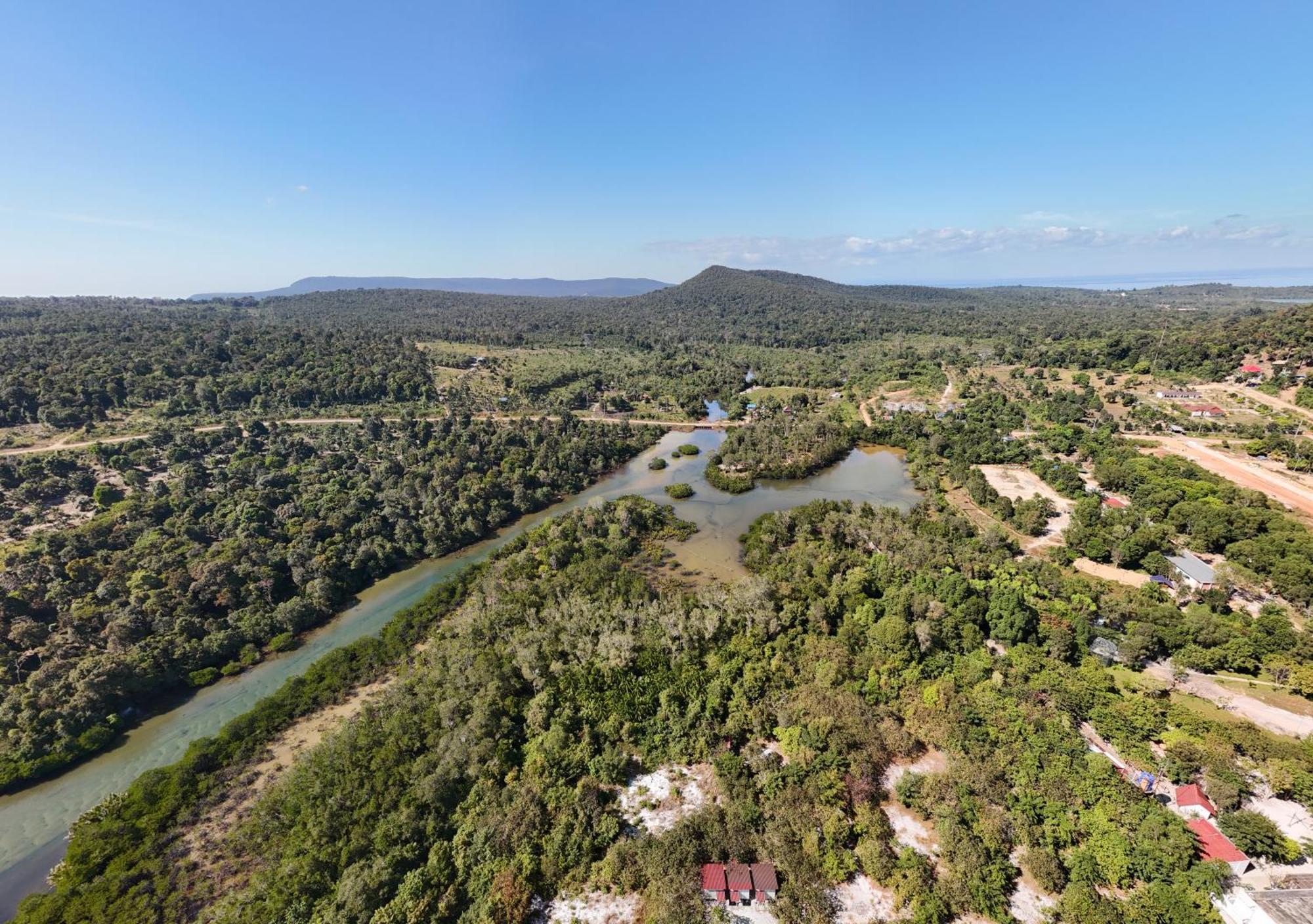 Koh Rong Beach Hostel And Bungalows Kaoh Touch ภายนอก รูปภาพ