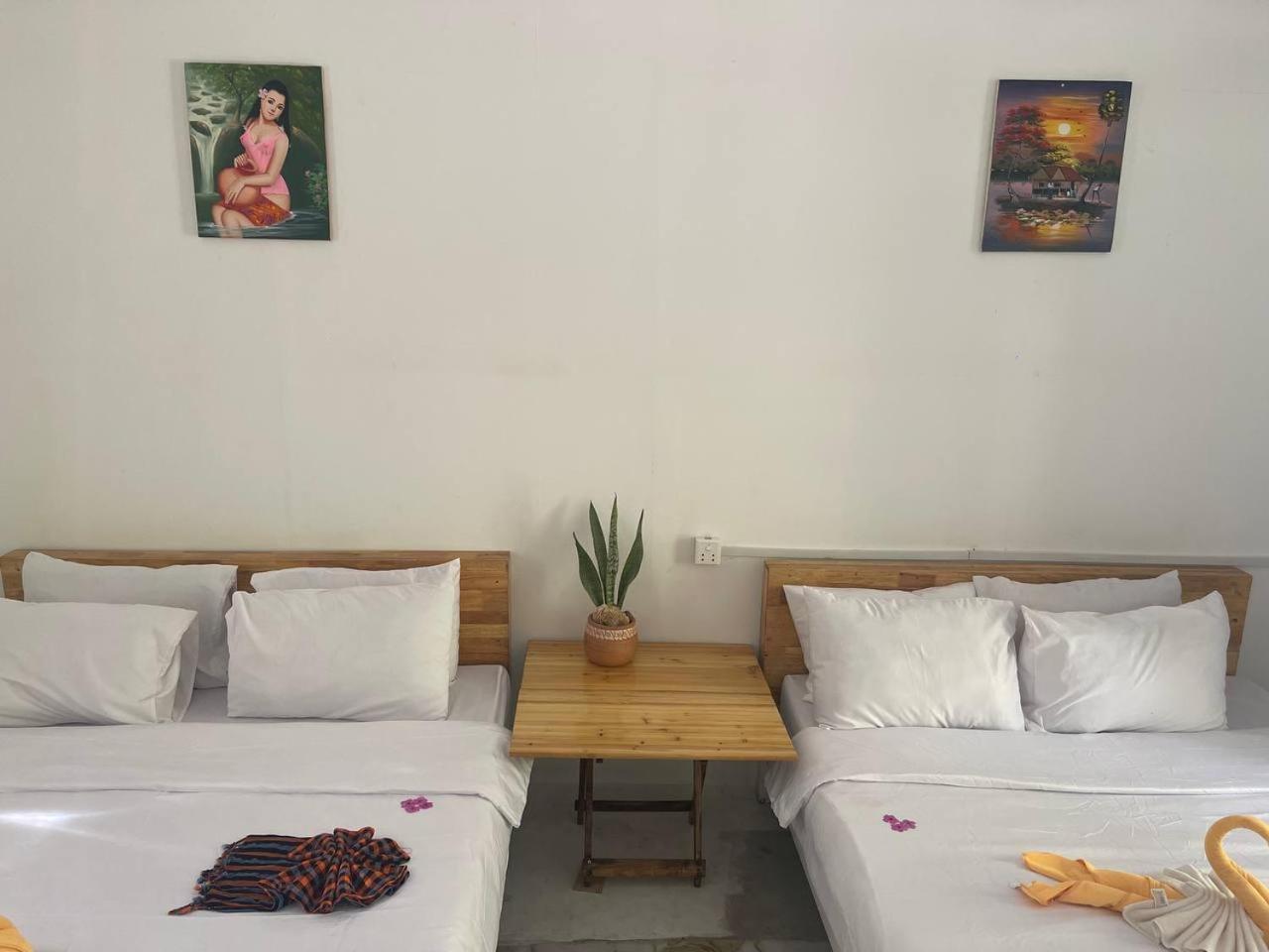 Koh Rong Beach Hostel And Bungalows Kaoh Touch ภายนอก รูปภาพ