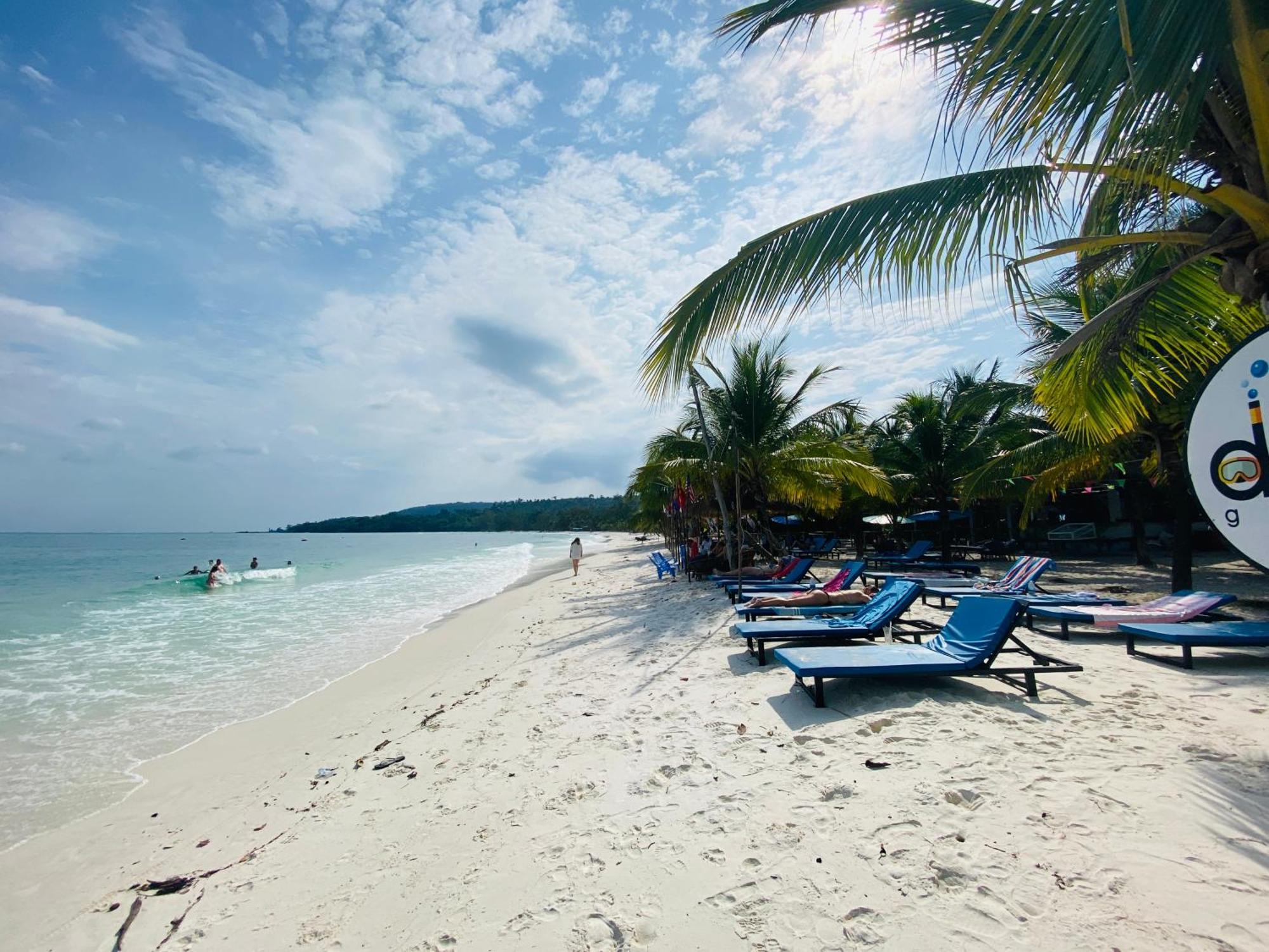 Koh Rong Beach Hostel And Bungalows Kaoh Touch ภายนอก รูปภาพ