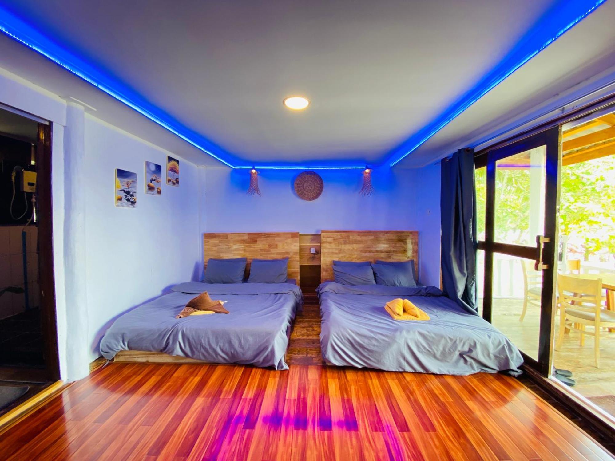 Koh Rong Beach Hostel And Bungalows Kaoh Touch ภายนอก รูปภาพ