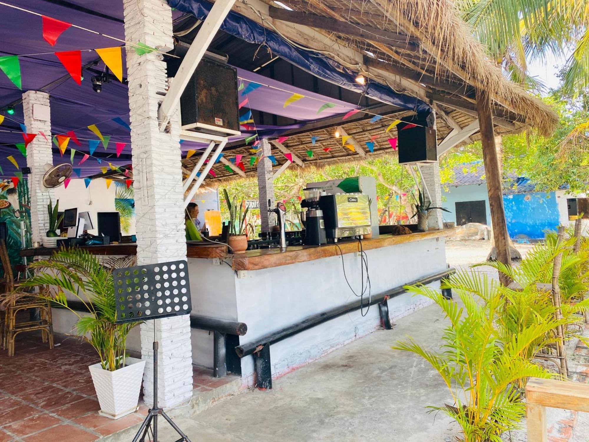 Koh Rong Beach Hostel And Bungalows Kaoh Touch ภายนอก รูปภาพ